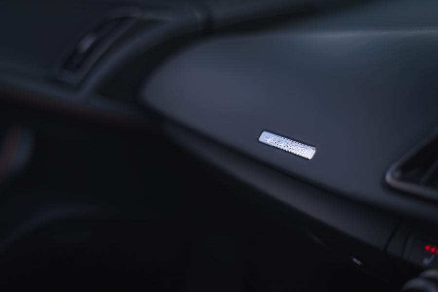 Детали интерьера Audi R8 V10 Performance 2019 года  (UK) (фото 126 из 136)